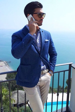 Bisexual male London escort Bisexual male London escort