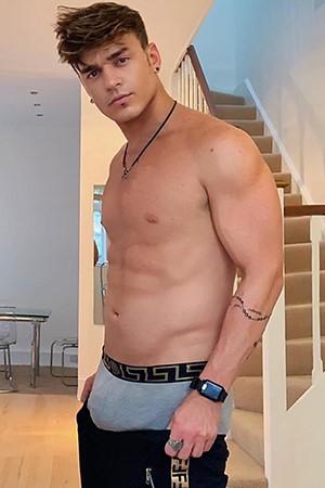 Valentino Valentino